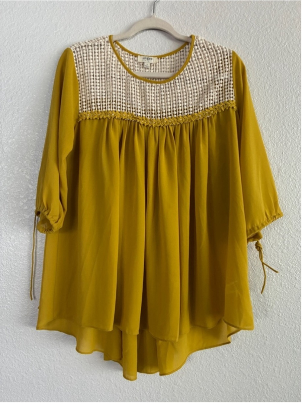 Umgee Mustard Crochet Yoke Women's Blouse - Size S Fall floral